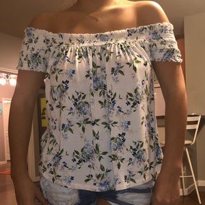 american eagle off shoulder tee